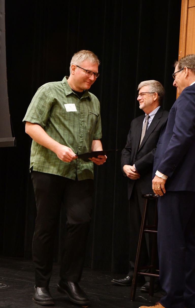Ben Rogers received IT Leadership Award